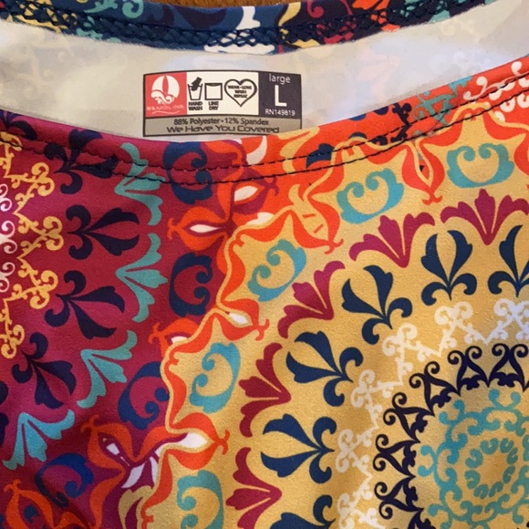 Workout Top - Picture 2 of 3